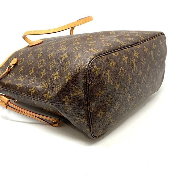 Louis Vuitton Monogram Neverfull MM Tote Bag - Picture 7 of 13
